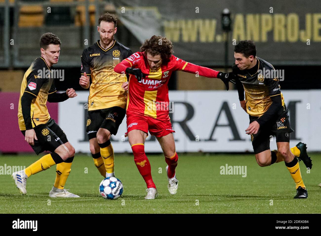 Robert bakker hi-res stock photography and images - Alamy
