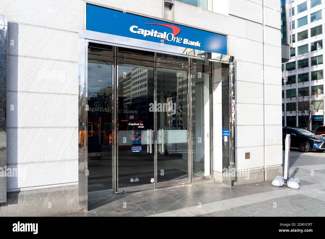 Capital one financial logo hi-res stock photography and images - Alamy