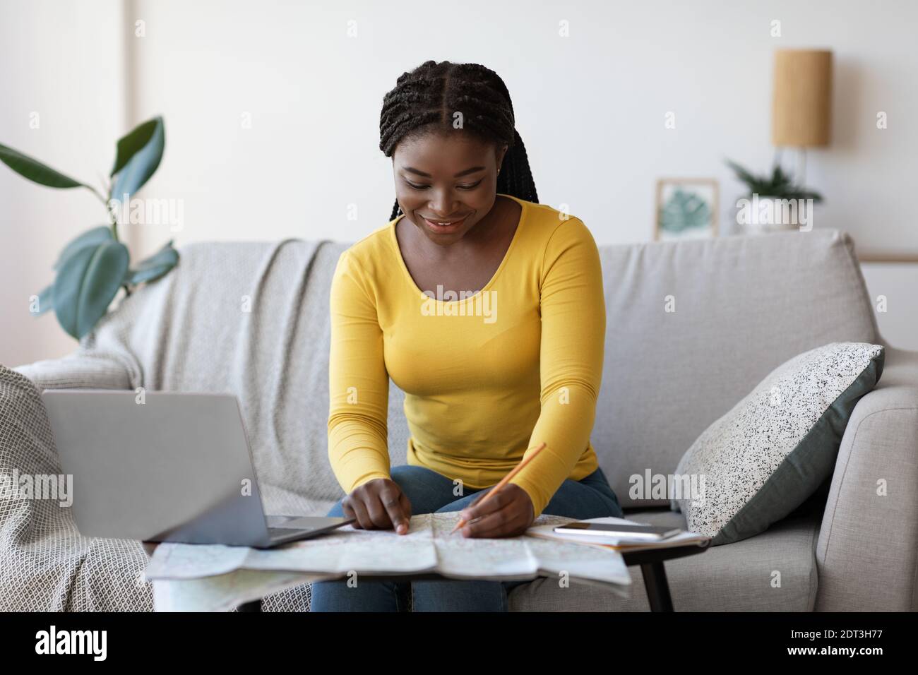 Planning trip happy black hi-res stock photography and images - Alamy