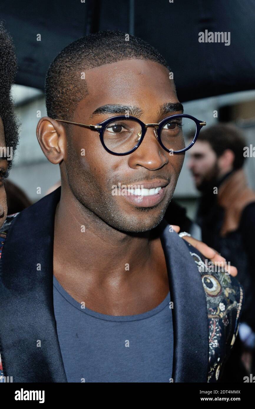 The jean jacket Louis Vuitton purple worn by Tinie Tempah on his