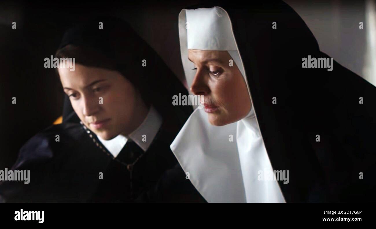 BUTTONS, A NEW MUSICAL FILM, (aka BUTTONS A CHRISTMAS TALE), from left