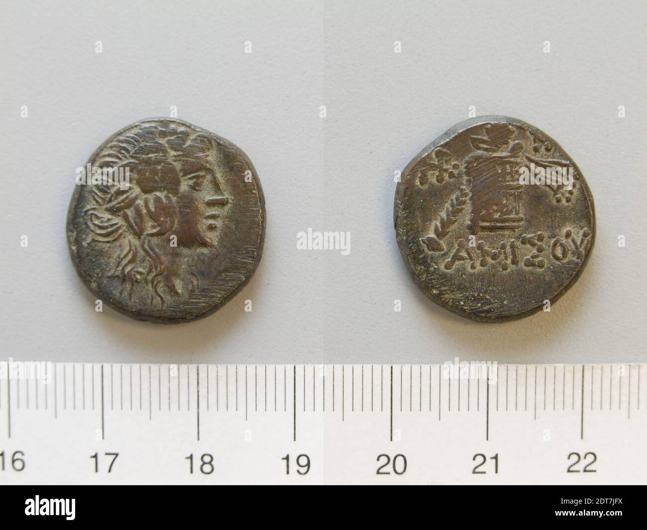 Ruler: Mithridates VI, King of Pontus, Pontian, ca. 132–63 B.C., ruled 120–63 B.C.Mint: Amisus, Coin of Mithridates VI, King of Pontus from Amisus, 120–63 B.C., Orichalcum, 8.57 g, 12:00, 21 mm, Made in Amisus, Greek, 2nd–1st century B.C., Numismatics Stock Photo