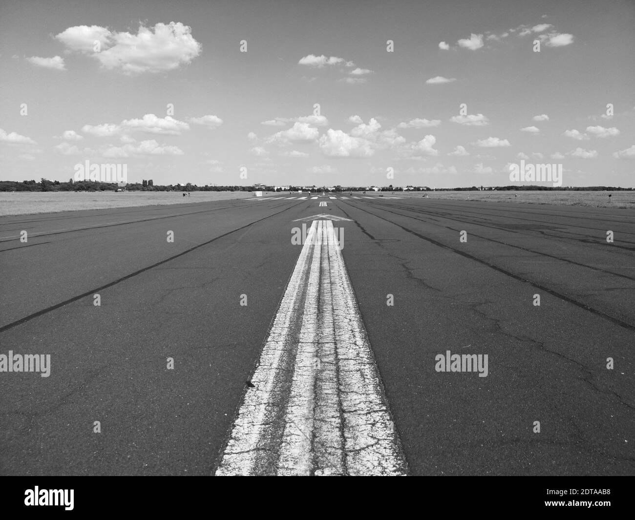 Airport black and white Black and White Stock Photos & Images - Alamy