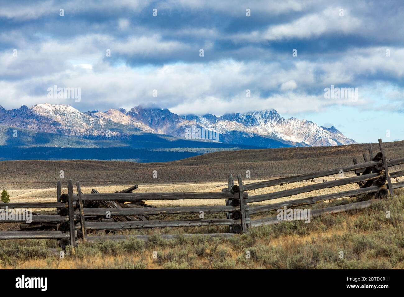 USA, Idaho, Stanley, Ranch landscape with mountains and clouds Stock Photo