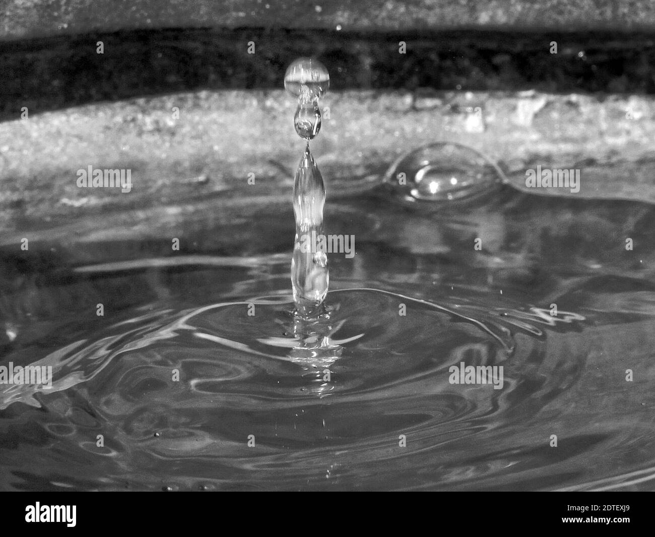 Black And White Water Drops In Air From Water Splash Stock Photo - Alamy