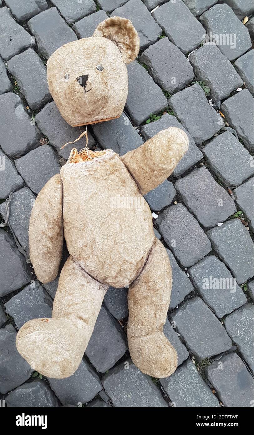 Torn up teddy bear hi-res stock photography and images - Alamy