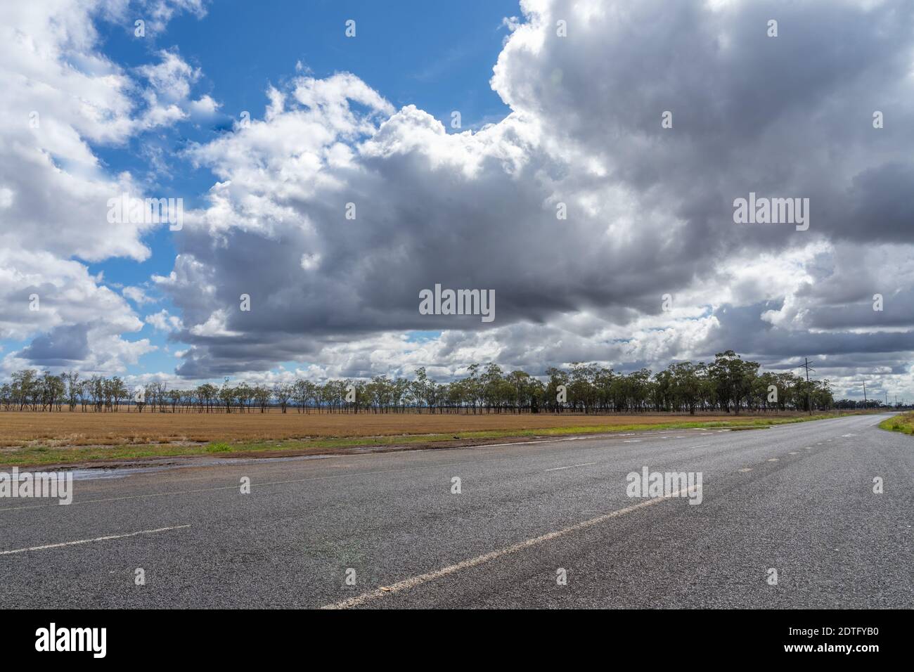 Back road storm clouds hi-res stock photography and images - Alamy