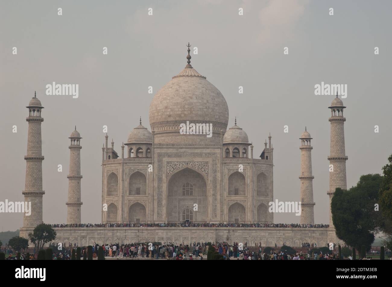 Mumbai, India - March 7, 2021 : Louis Vuitton shop at Heritage Grand class  five-star hotel Taj, next to the Gateway of India Stock Photo - Alamy