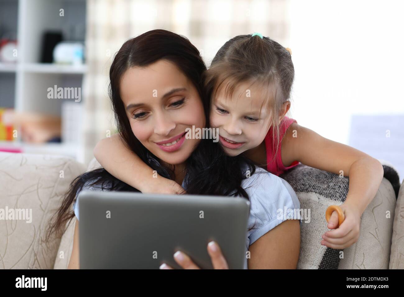 Cartoon woman smiling hi-res stock photography and images - Alamy