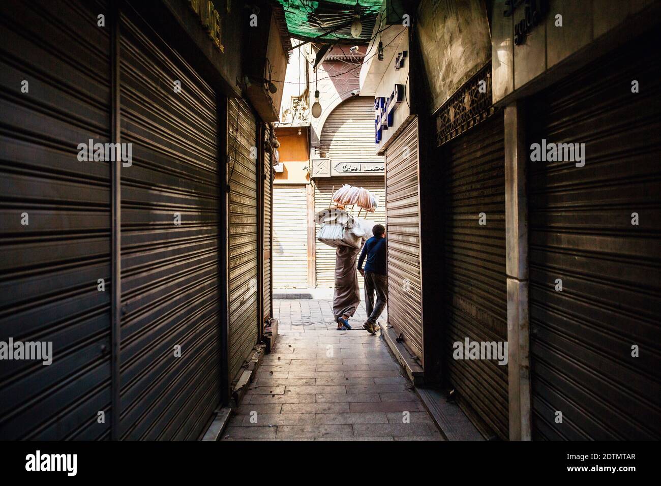Alley in souk, old town Cairo, Egypt Stock Photo