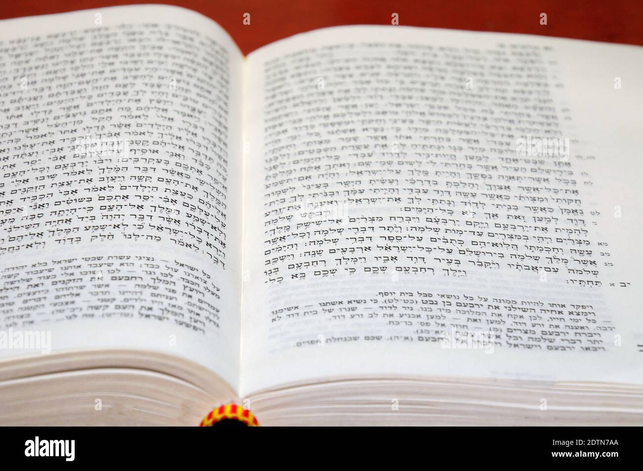 Tanakh book hi-res stock photography and images - Alamy
