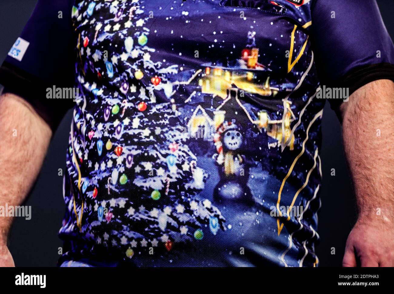 General view of Brendan Dolan's Christmas-themed match t-shirt during day  eight of the William Hill World Darts Championship at Alexandra Palace,  London Stock Photo - Alamy