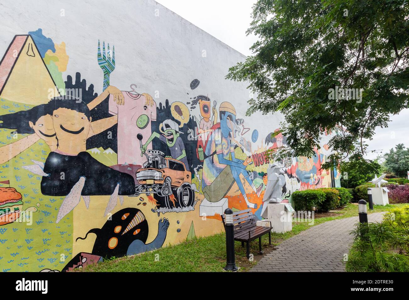 Colorful street art mural in Cebu, Philippines Stock Photo Alamy