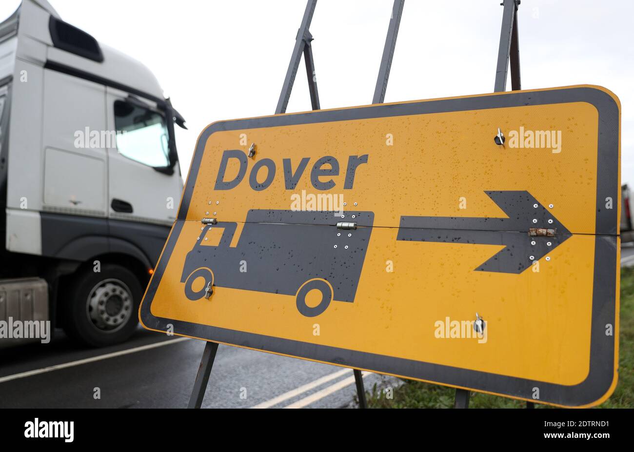 Lorry Entry Lorry ampics hi-res stock photography and images - Alamy