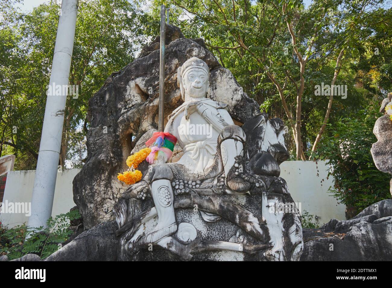 Phayao Thailand Nov 29 Marble Sun Wukong Or Monkey King Statue On Stone And Baton With Forest Background Stock Photo Alamy Phayao Thailand Nov 29 Marble Sun Wukong Or Monkey King Statue On Stone And Baton With Forest Background Stock Photo Alamy