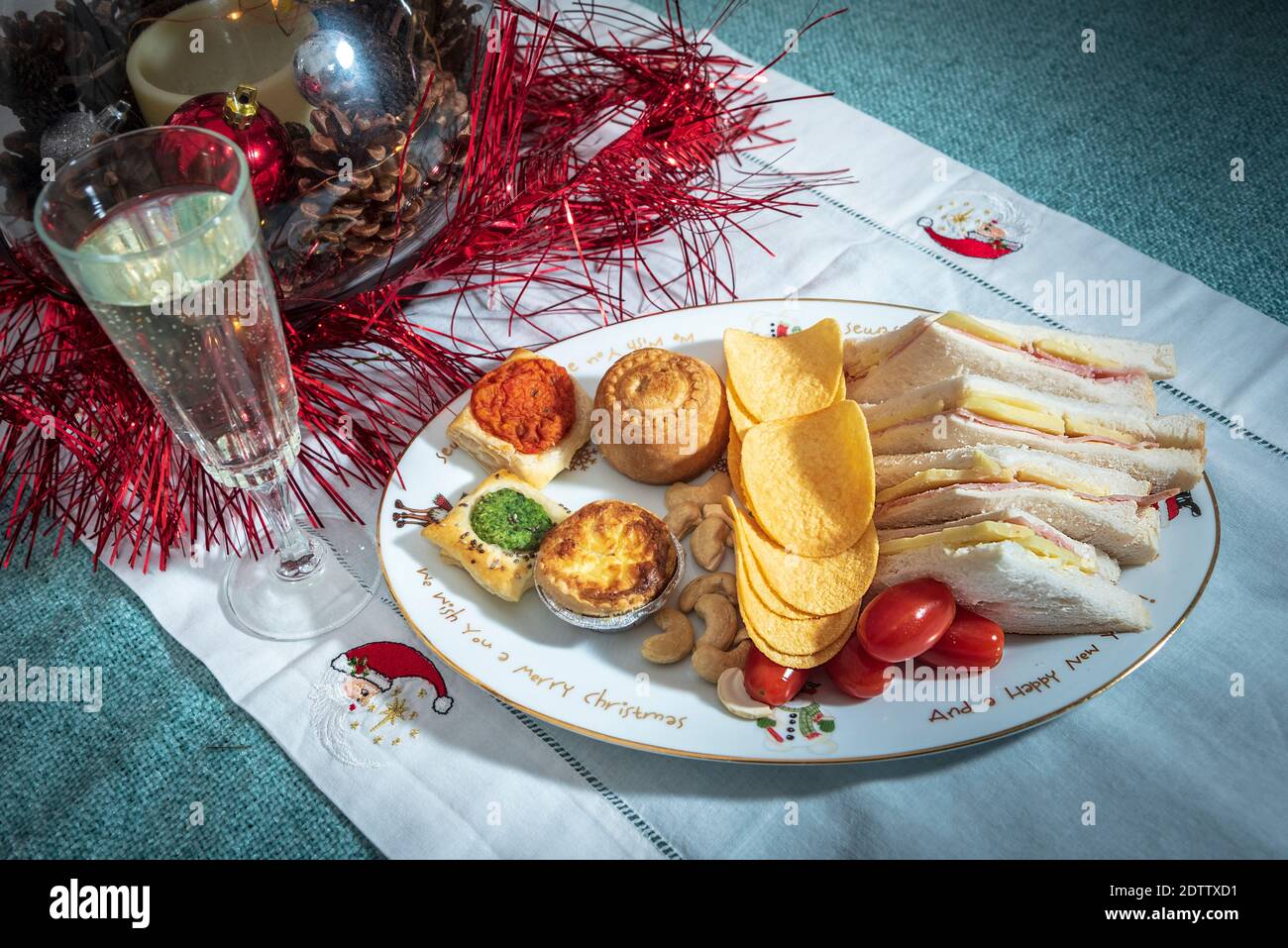 Party food hi-res stock photography and images - Alamy
