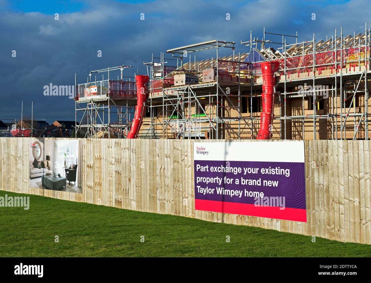 Taylor wimpey homes hi-res stock photography and images - Alamy