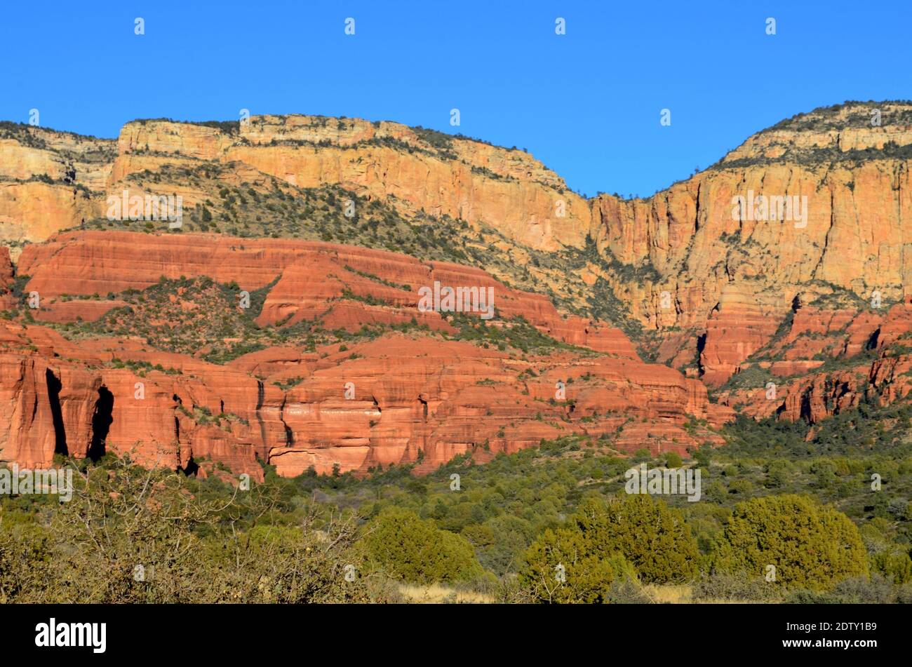 Scenic two colored rock formations in Sedona Arizona Stock Photo - Alamy