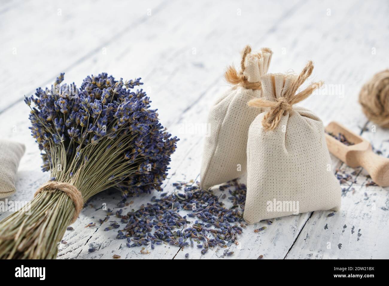 12 Bags of Dried Lavender in Small Lilac Organza Bags -Real Flower Wedding  - AliExpress