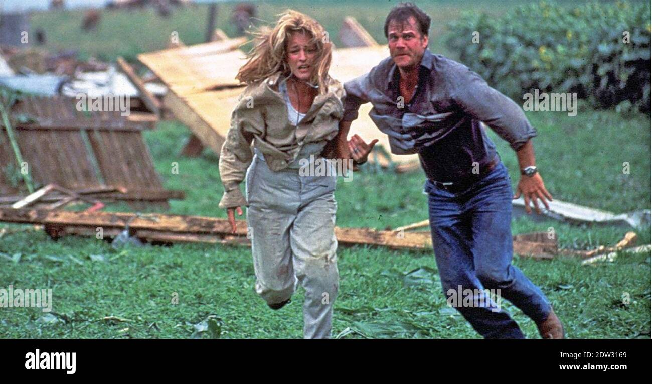 TWISTER 1996 Warner Bros/Universal film with Helen Hunt and Bill Paxton Stock Photo