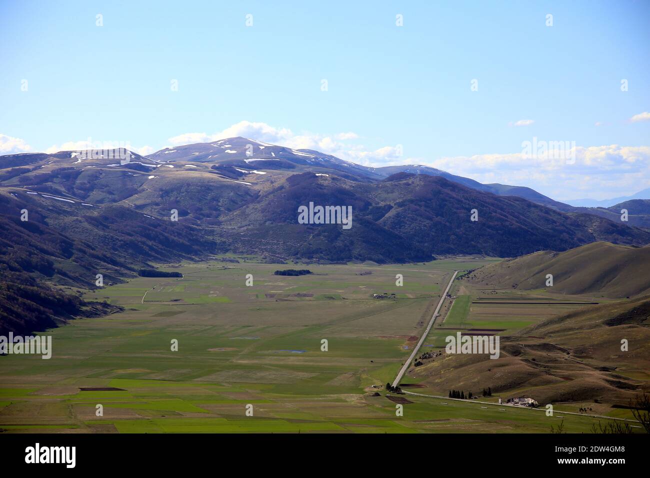 Top View Of The High Plateau Surrounded By Mountains, Piano Delle  Cinquemiglia, Abruzzo, Italy Stock Photo - Alamy
