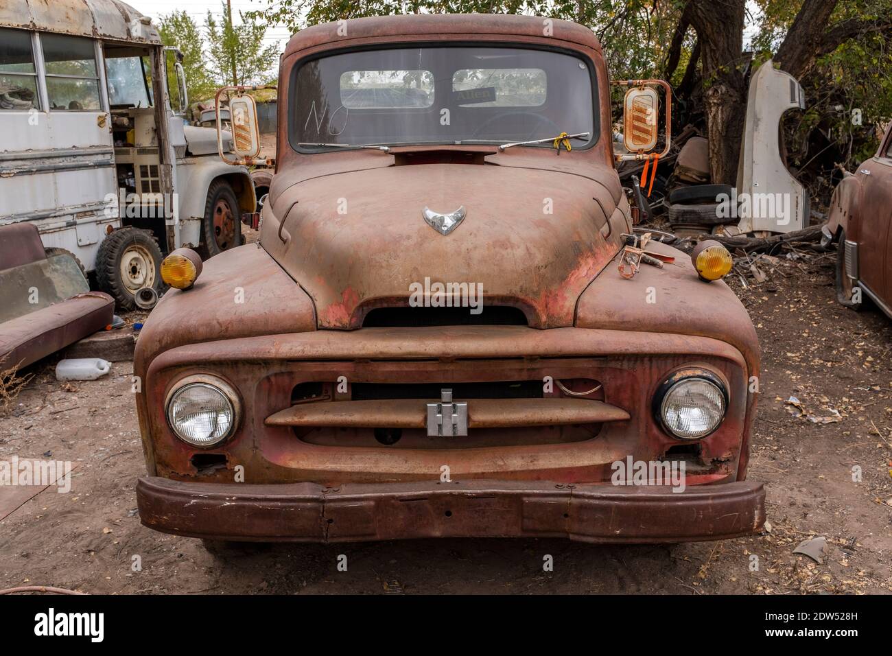 liquidation of an Albuquerque, New Mexico auto junkyard Stock Photo Alamy