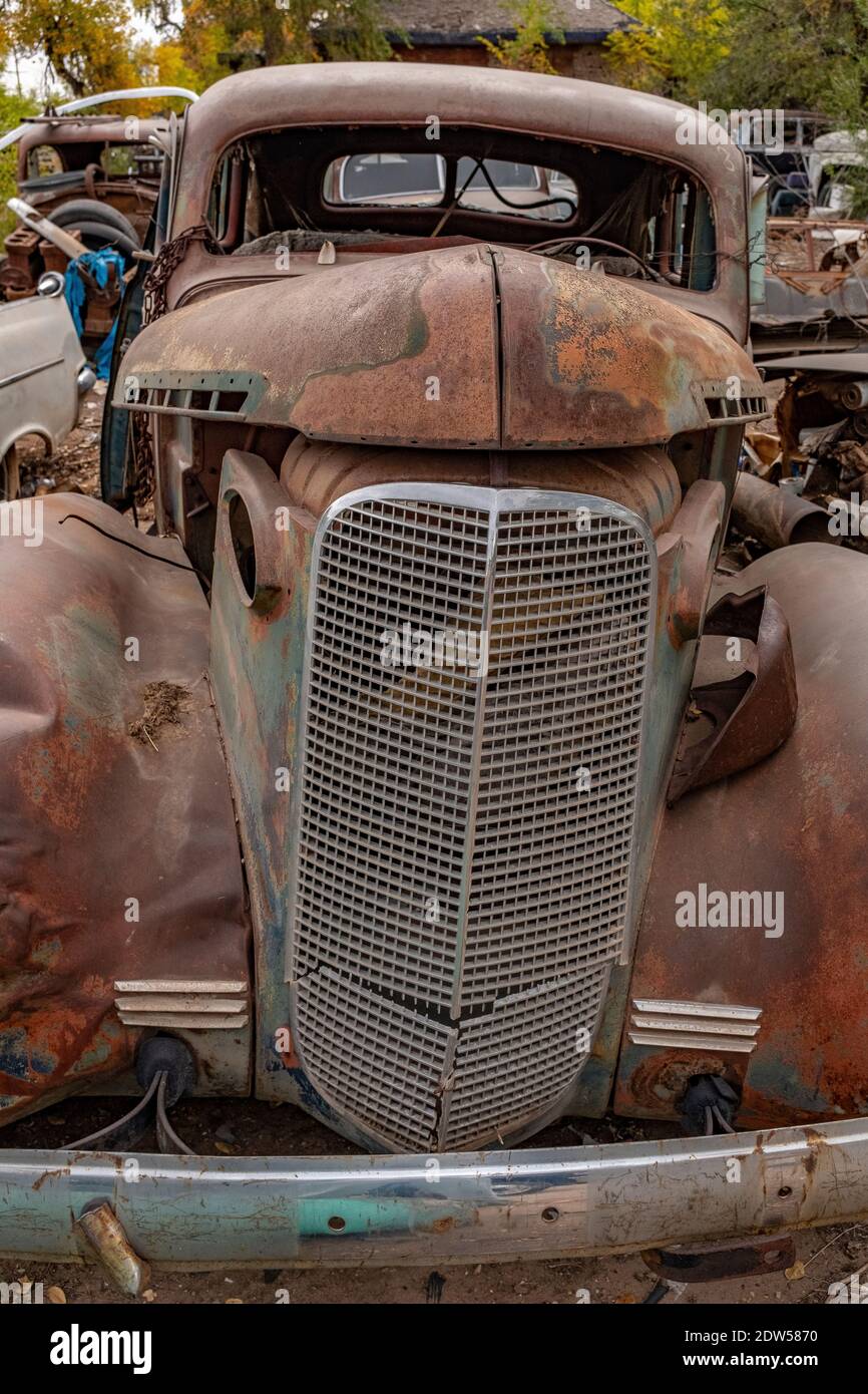 liquidation of an Albuquerque, New Mexico auto junkyard Stock Photo Alamy
