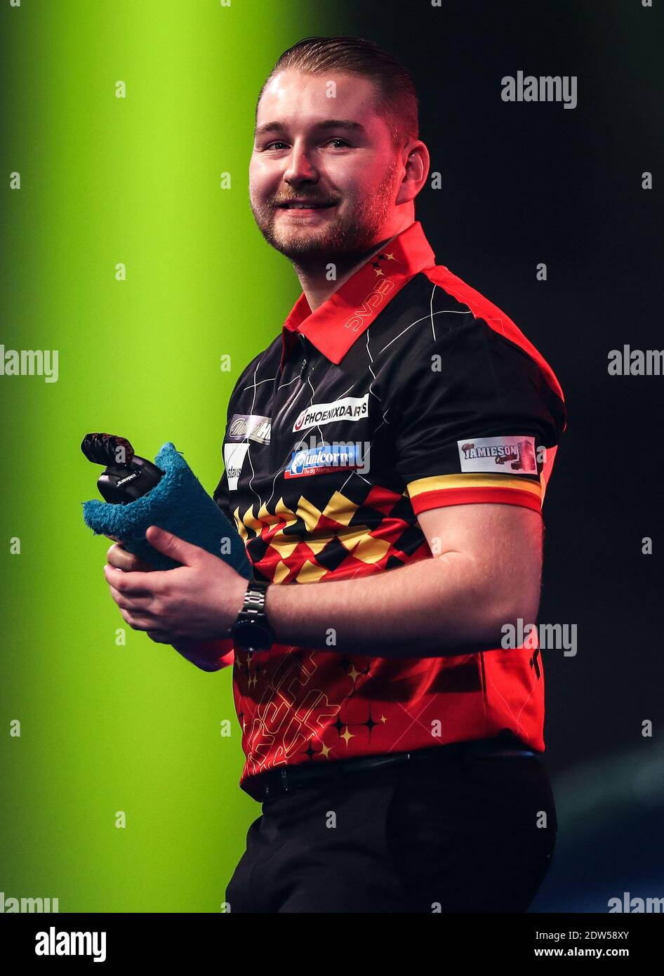 Dimitri van den bergh world darts hires stock photography and images