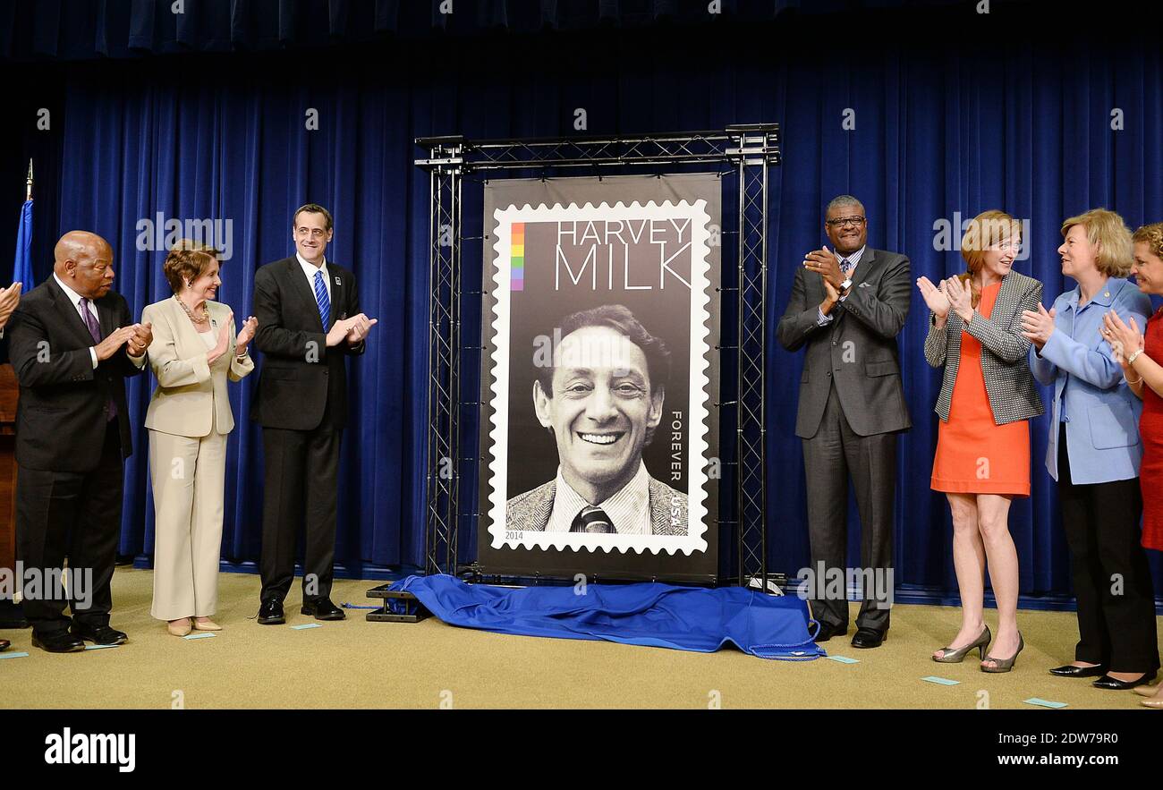 L to R : Representative John Lewis, House Democratic Leader Nancy Pelosi, Co-Founders of the Harvey Milk Foundation, Stuart Milk , Deputy Postmaster General Ronald A. Stroman, U.S. Ambassador to the United Nations Samantha Power and Senator Tammy Baldwin attend the first-day-of-issue dedication ceremony for the Harvey Milk Forever Stamp at the White House May 22, 2014 in Washington, DC, USA. Photo by Olivier Douliery/ABACAPRESS.COM Stock Photo