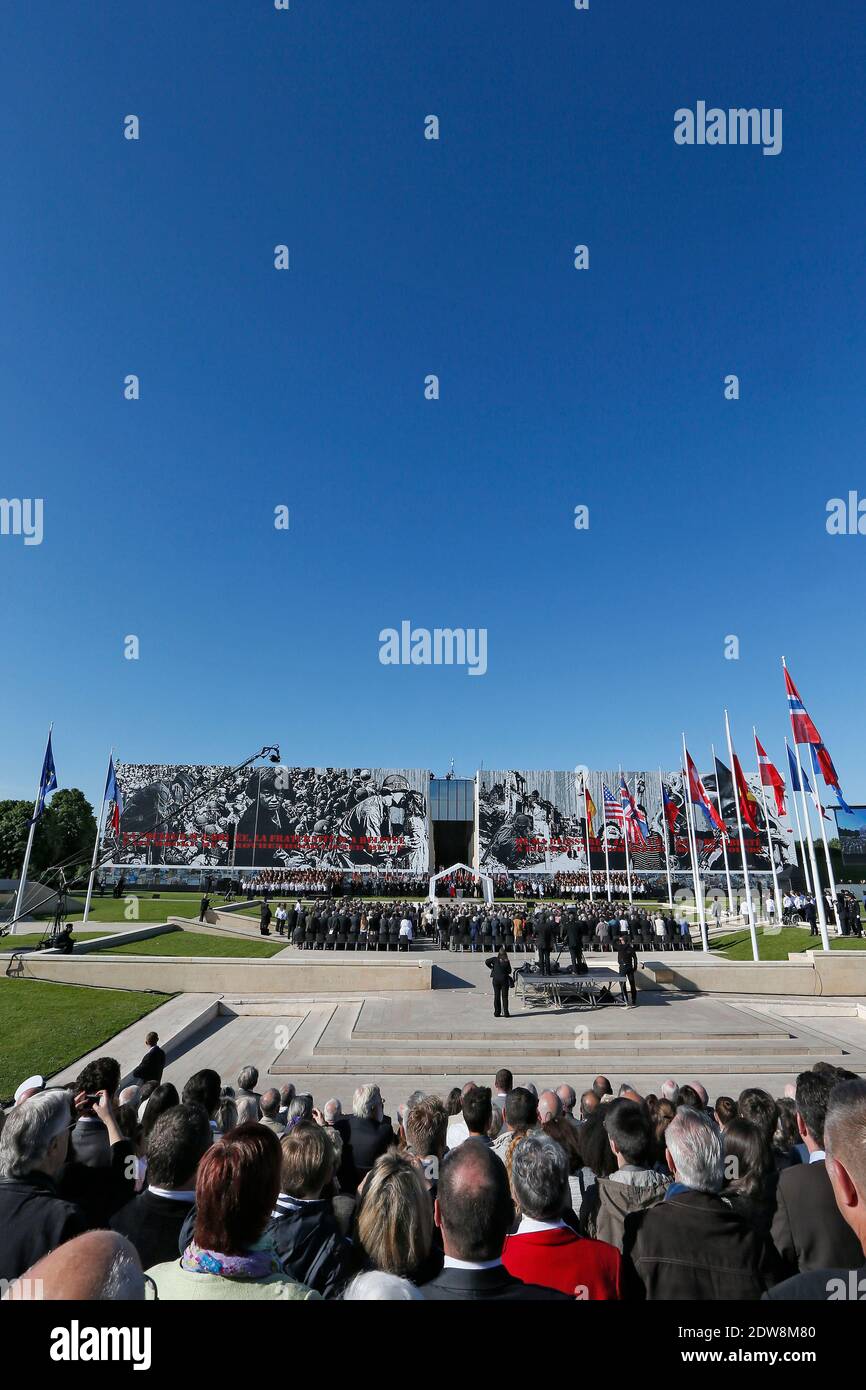 French president Francois Hollande attends the the National Ceremony in homage to civilian victims at the Memorial of Caen, as part of the official ceremonies on the occasion of the D-Day 70th Anniversary in Caen, Normandy, France on June 6, 2014. Photo by Abd Rabbo-Bernard-Gouhier-Mousse/ABACAPRESS.COM Stock Photo