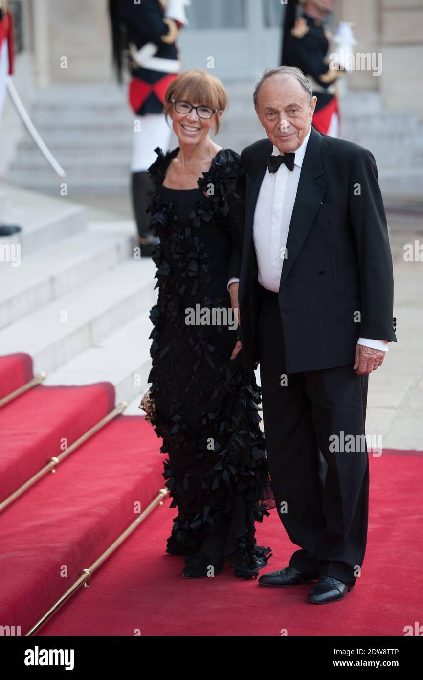 Former Prime Minister Michel Rocard and his wife Sylvie Rocard attend the State Banquet given in honour of HM The Queen Elizabeth II by French President Francois Hollande at the Elysee Palace, as part of the official ceremonies of the 70th Anniversary of the D Day, on June 6, 2014, in Paris, France. Photo by Thierry Orban/ABACAPRESS.COM Stock Photo