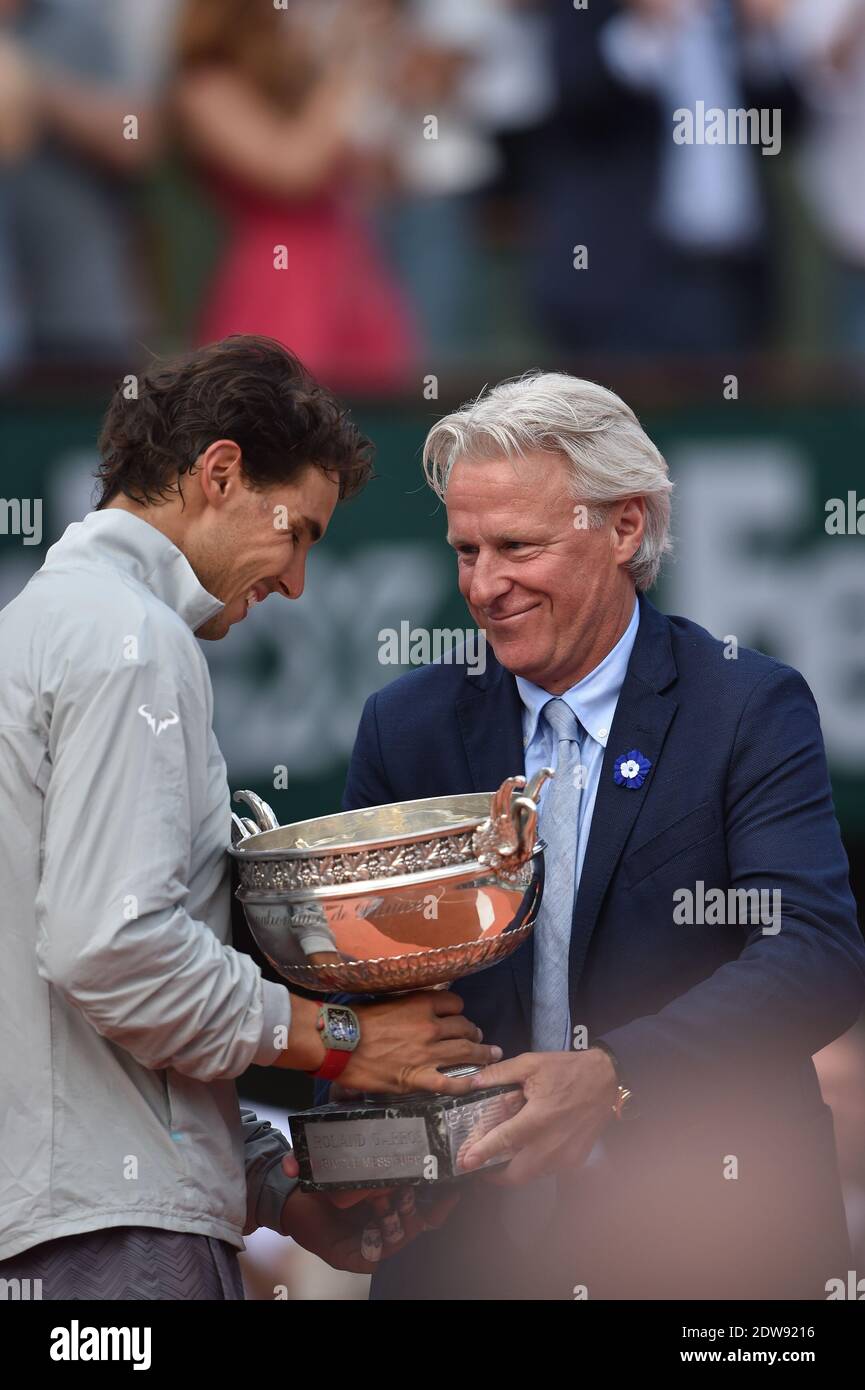 natuurlijk bloeden Het begin Rafael Nadal celebrates his victory with Bjorn Borg during the final match  of the French Tennis