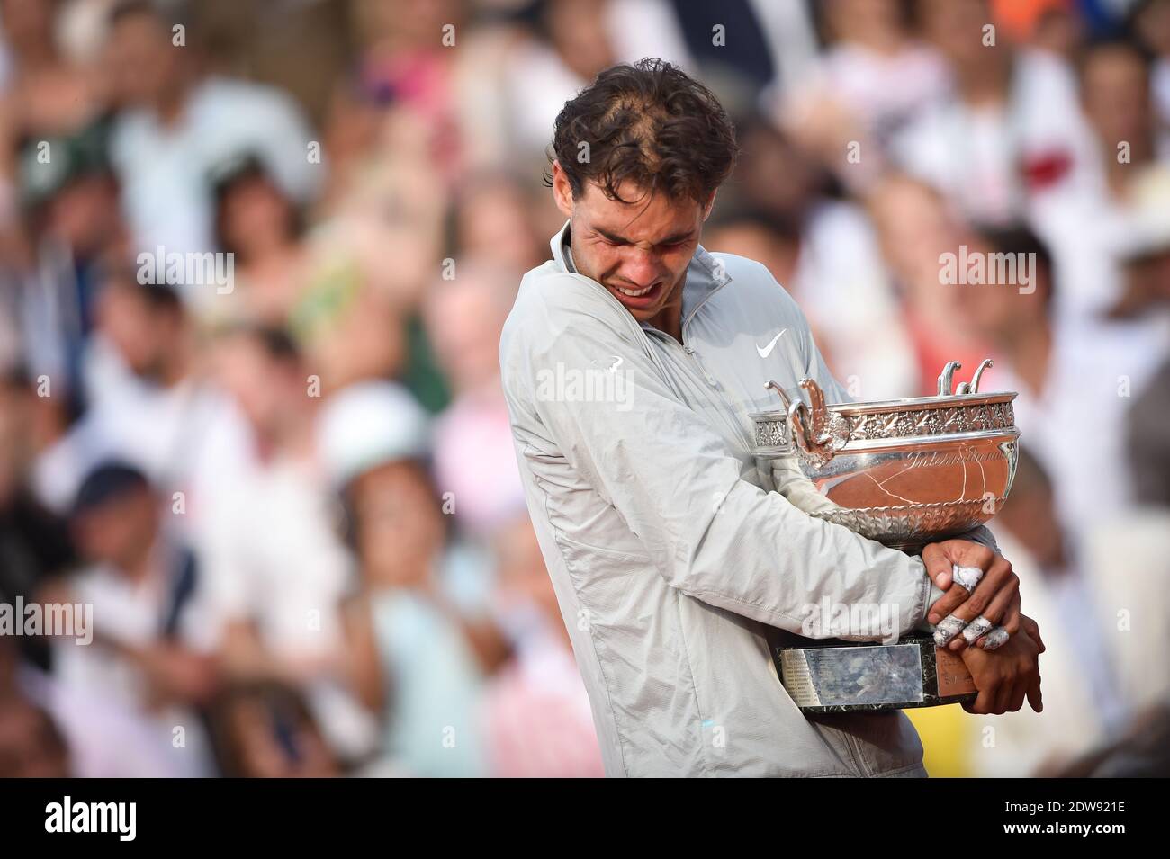Rafael Nadal celebrates his victory during the final match of the French  Tennis Open at Roland-Garros arena in Paris, France on June 8, 2014. Photo  by Nicolas Gouhier/ABACAPRESS.COM Stock Photo - Alamy