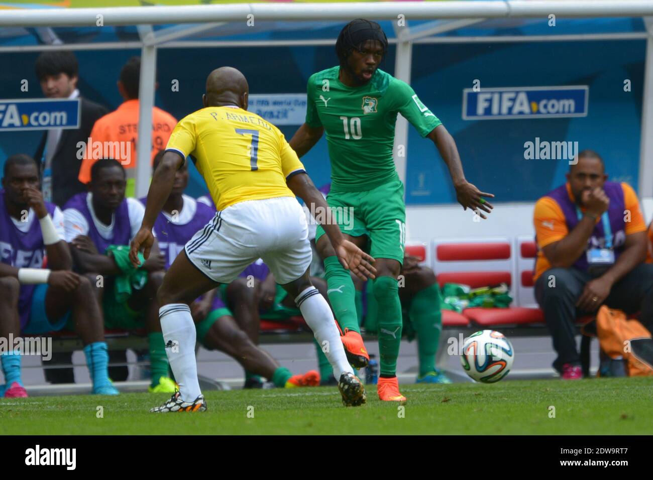 Colombia's Pablo Armero battling Ivory Coast's Gervinho during soccer World Cup 2014 First round Group D match Colombia v Ivory Coast at National Stadium, Brasilia, Brazil , on June 19, 2014. Colombia won 2-1. Photo by Henri Szwarc/ABACAPRESS.COM Stock Photo