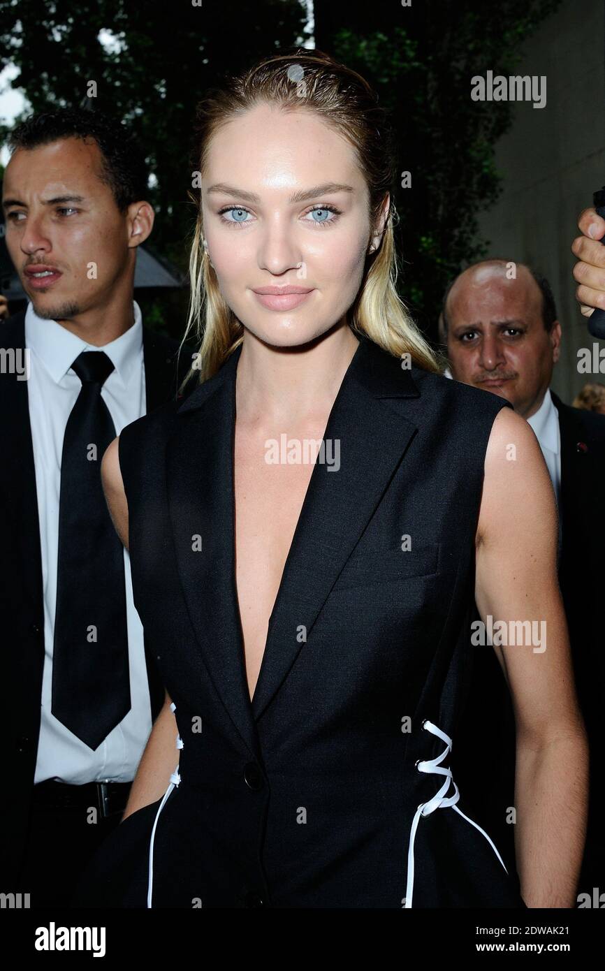 Candice Swanepoel arriving for Dior Homme Spring-Summer 2015 mens