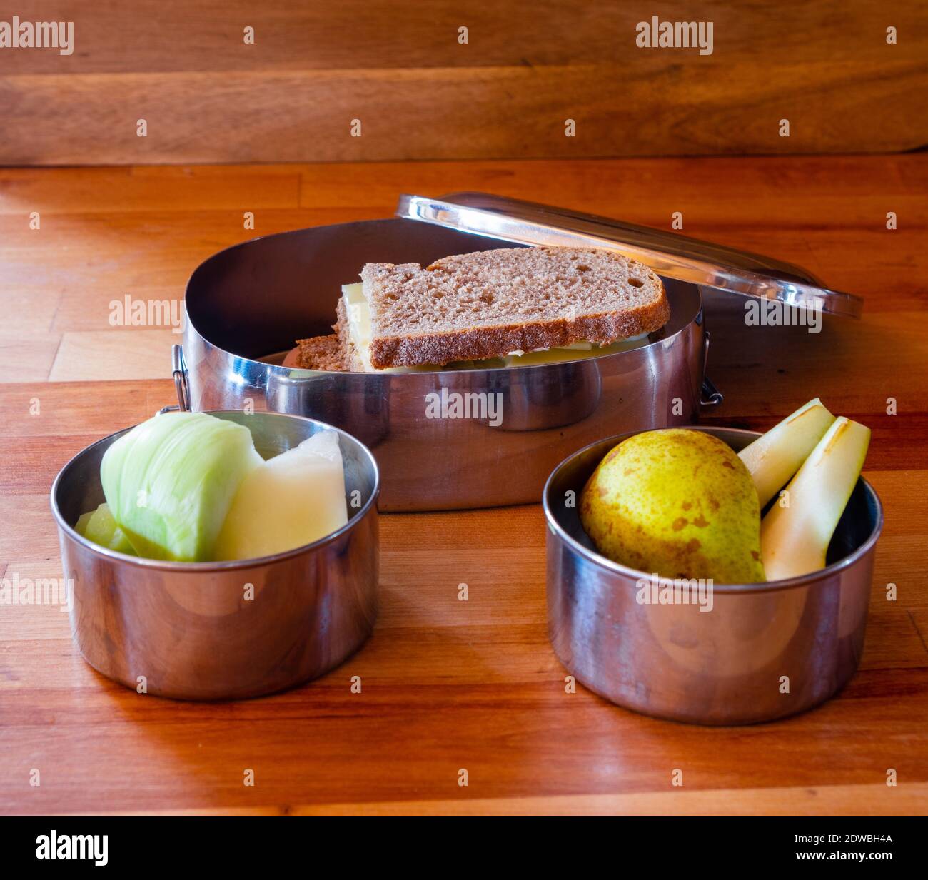 Plastic free school lunch hi-res stock photography and images - Alamy