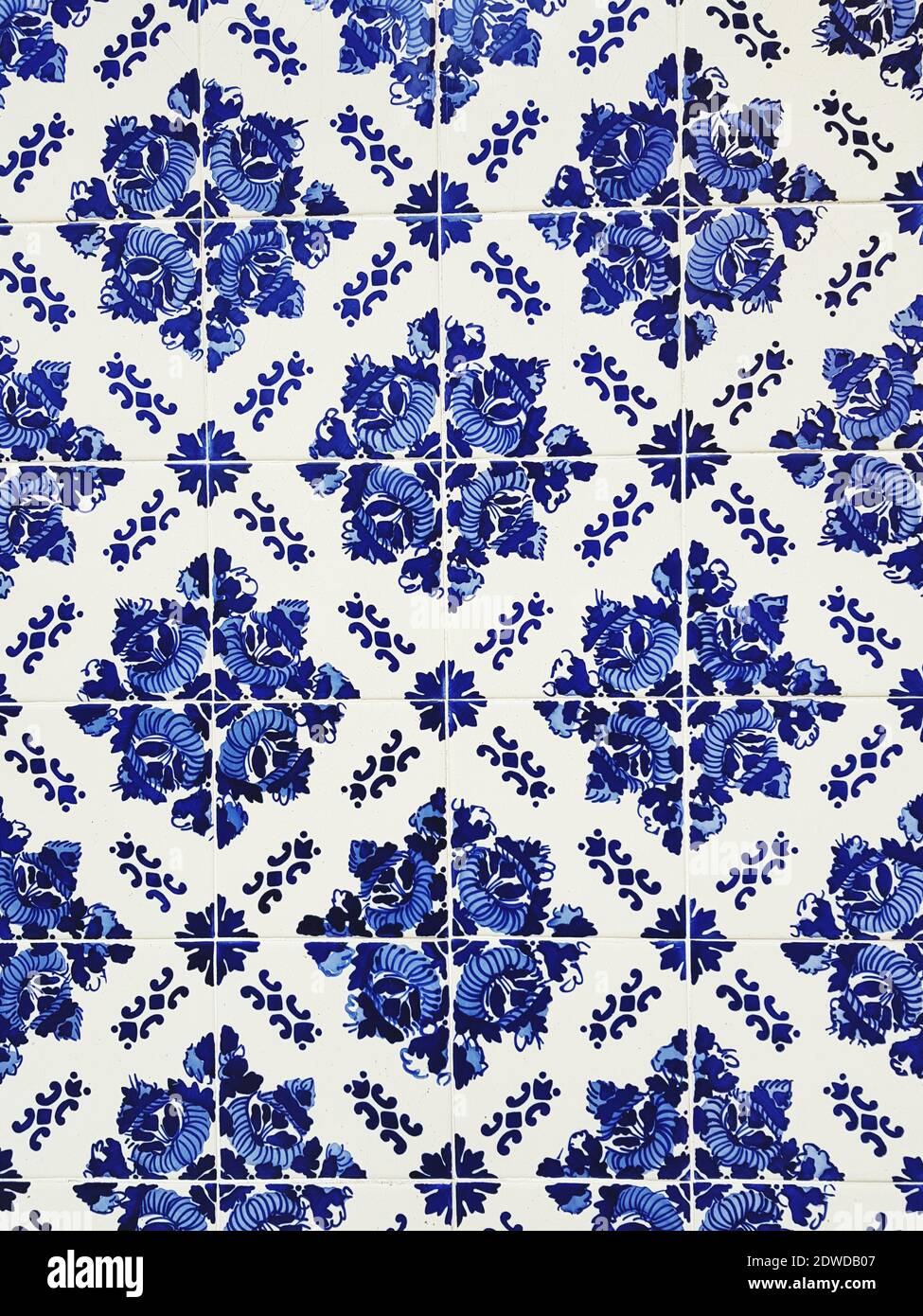 Hexagon art mosaic hi-res stock photography and images - Alamy