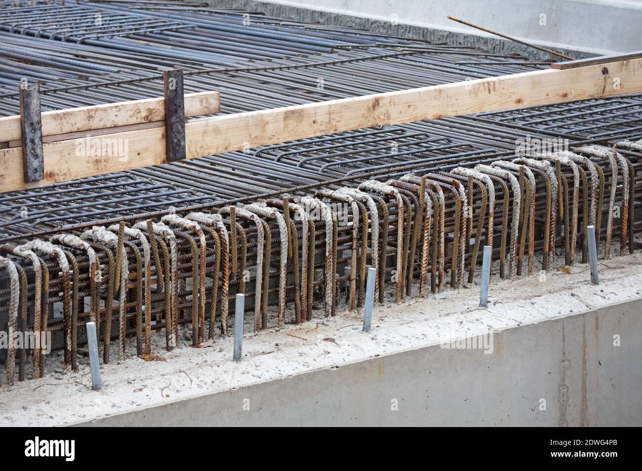 Metal reinforcement grid Reinforced concrete preparation, selective