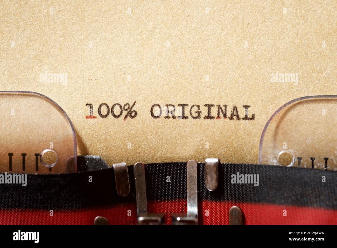 100 % original text written with a typewriter Stock Photo - Alamy