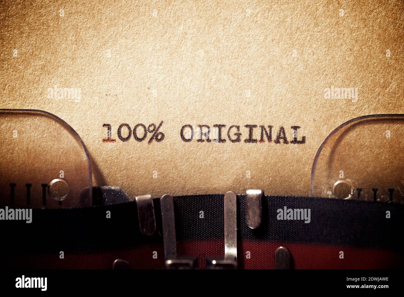 100 % original text written with a typewriter Stock Photo - Alamy