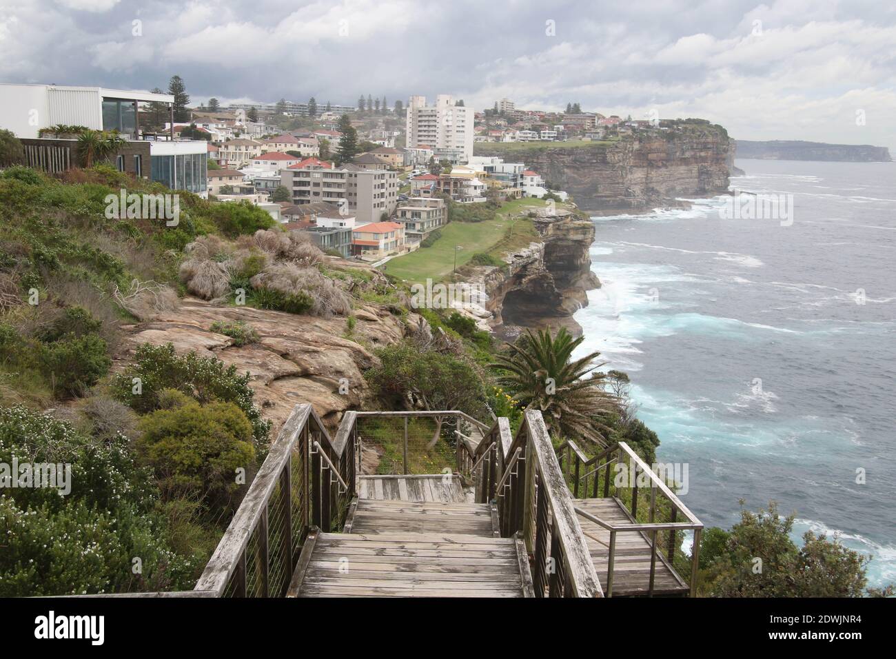 Coastal walk in Sydney’s eastern suburbs looking north from Dover