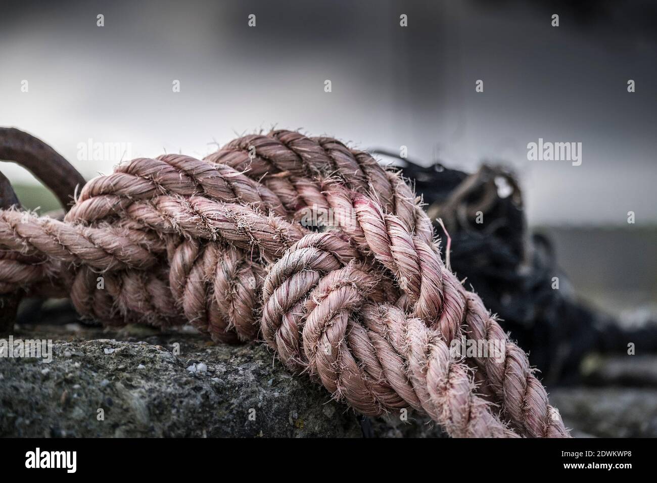 Fraying rope hires stock photography and images Alamy