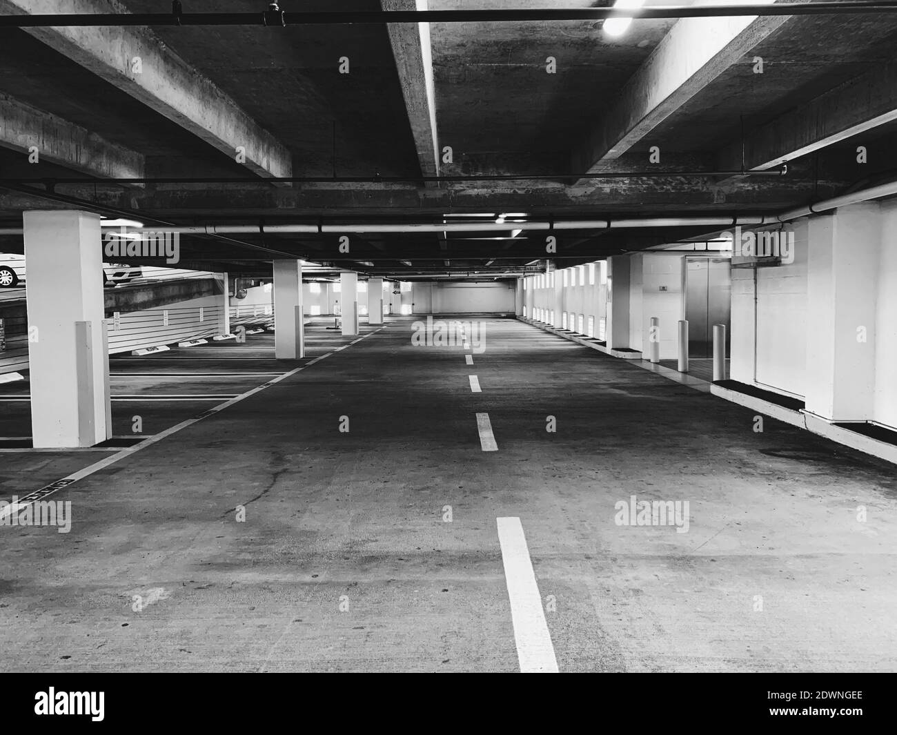 Empty parking Black and White Stock Photos & Images - Alamy