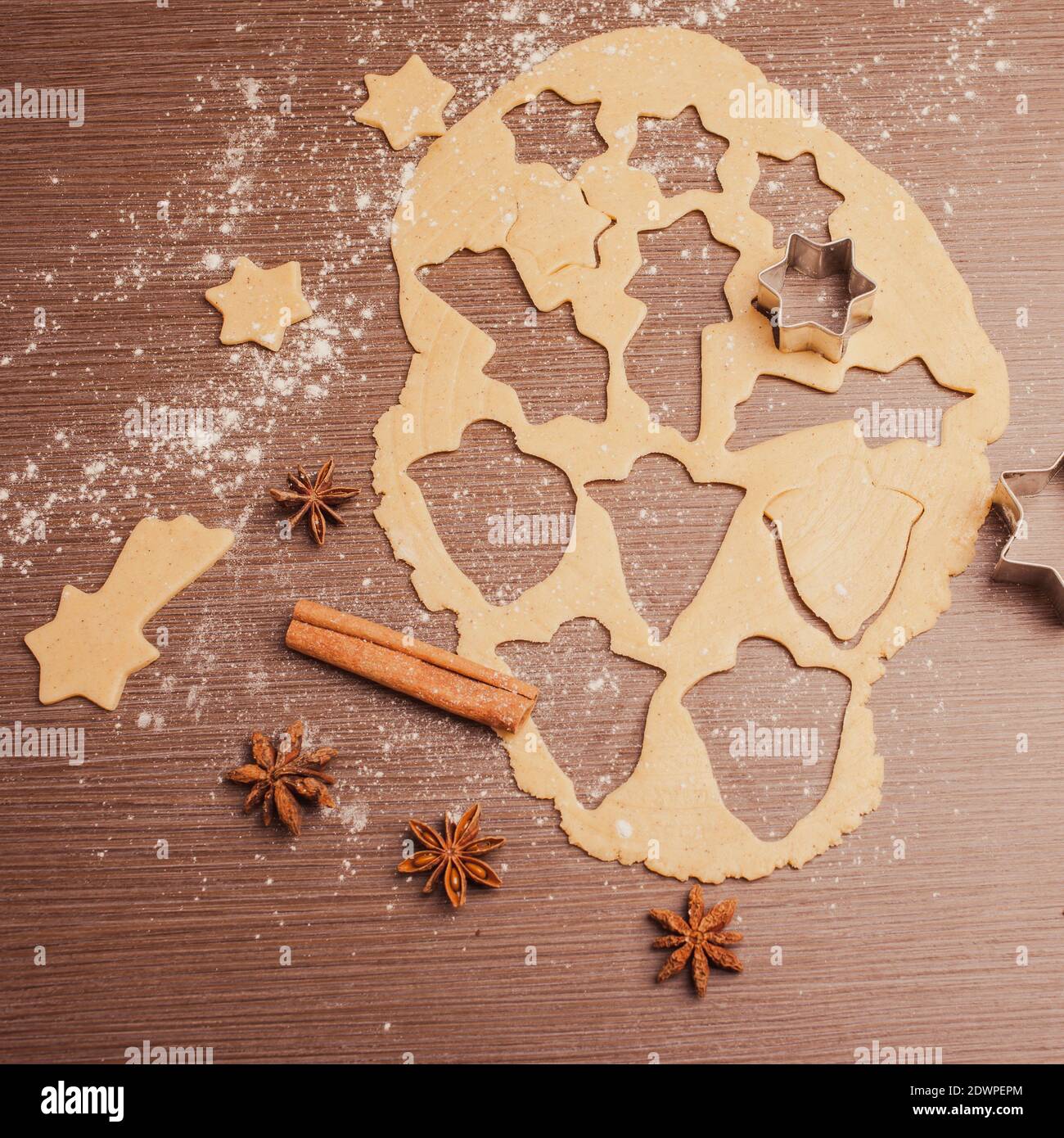 Christmas baking, cake form and spices Stock Photo - Alamy
