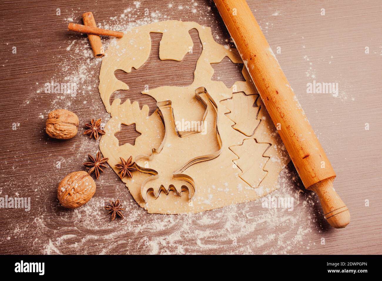 Christmas baking, cake form and spices Stock Photo - Alamy
