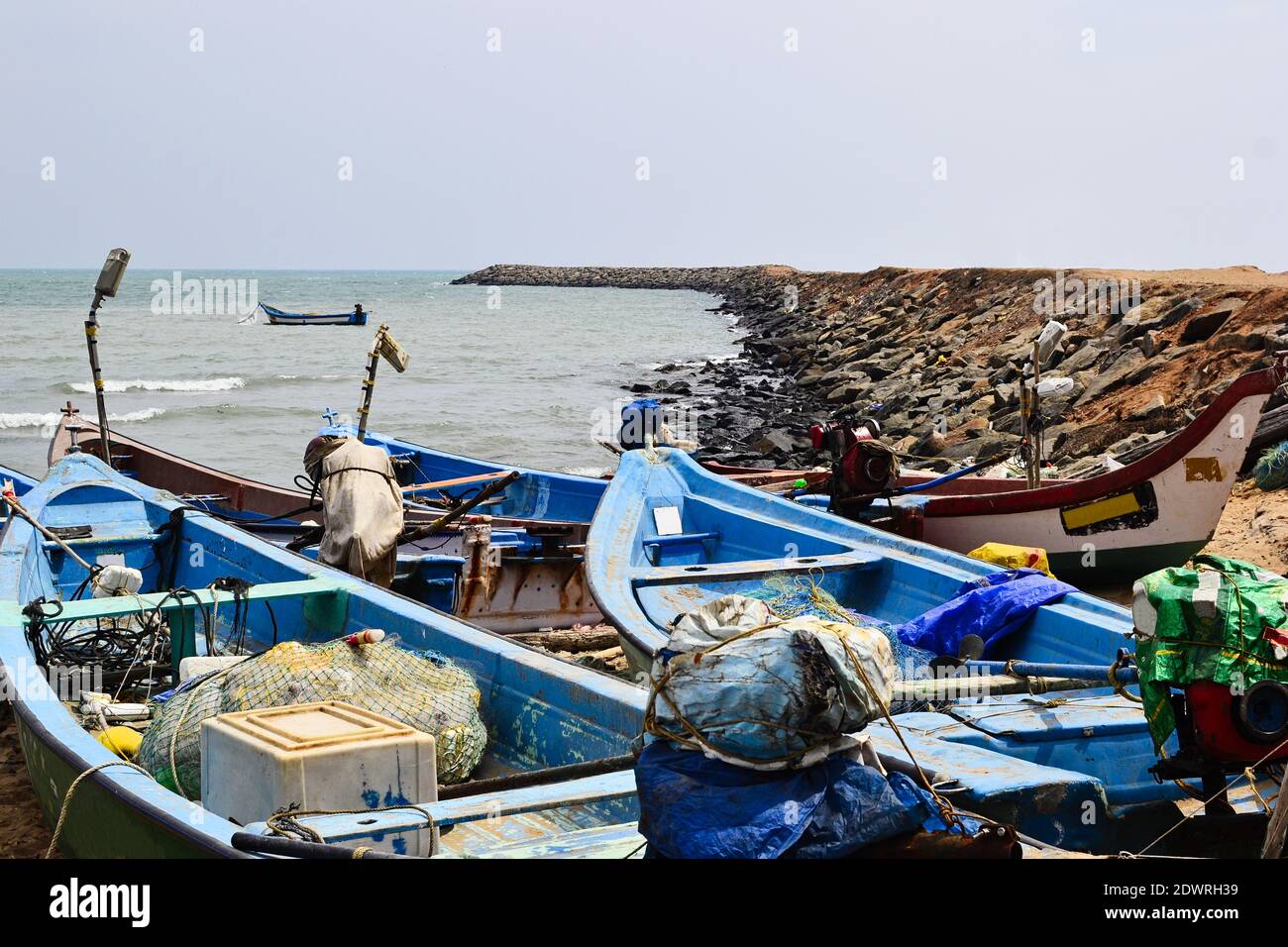 Wood boats india hires stock photography and images Alamy