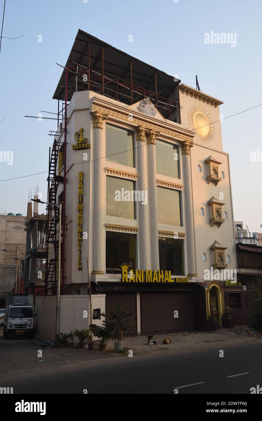 Rani Mahal Maison, Restaurant. 904 Purbachal Road, Kolkata. Stock Photo