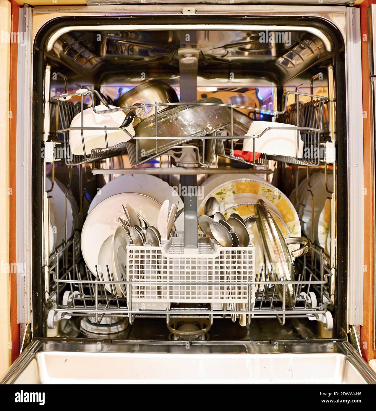 Close up Of Old Dishwasher At Home Stock Photo Alamy Close up Of Old Dishwasher At Home Stock Photo Alamy