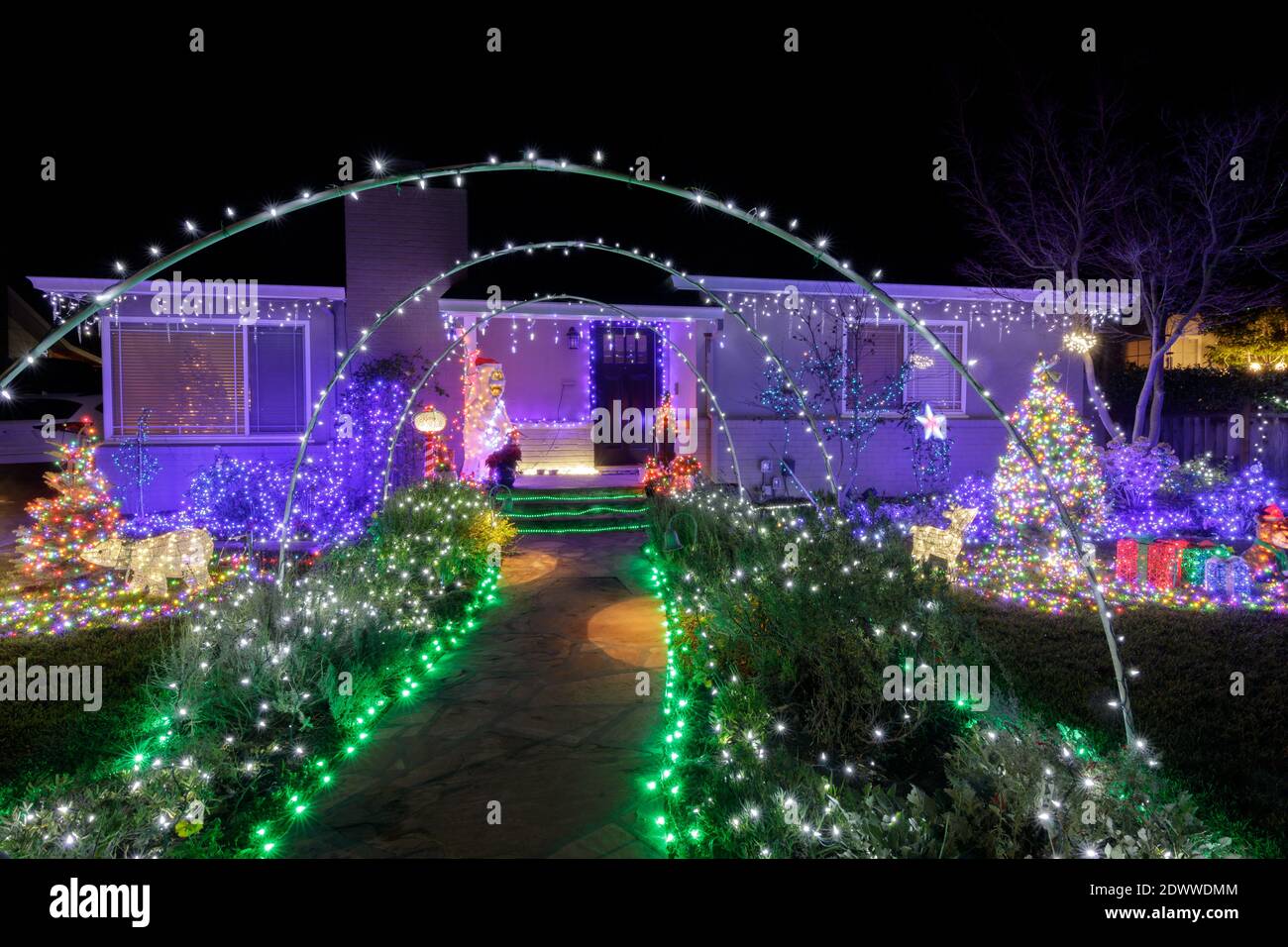 Christmas night lights decorating house in California Stock Photo - Alamy