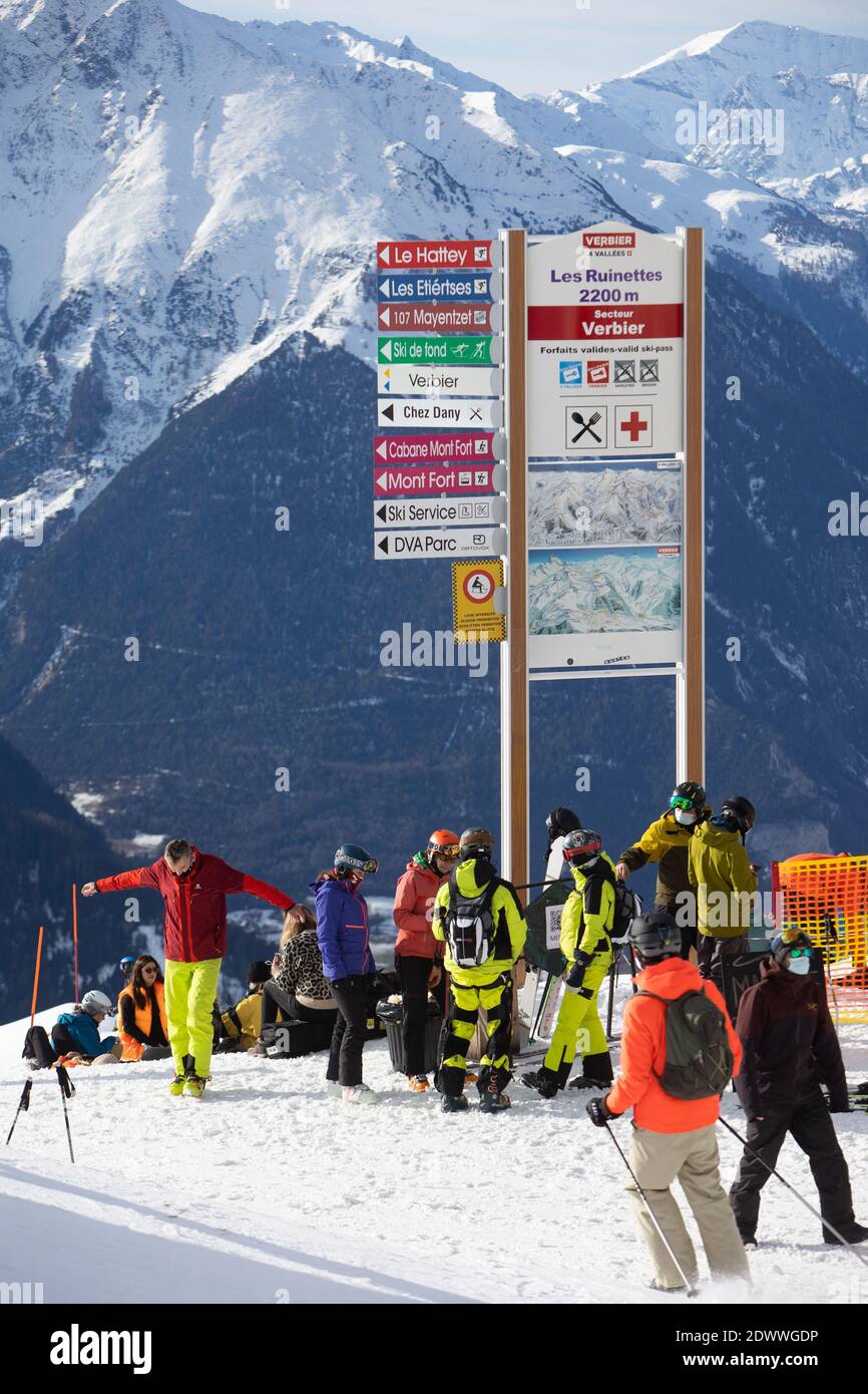 Skiers and people take drink at a open bar at the start of the ski lift in  the Alpine resort of Verbier well known by British ski holiday makers, on  December 16,